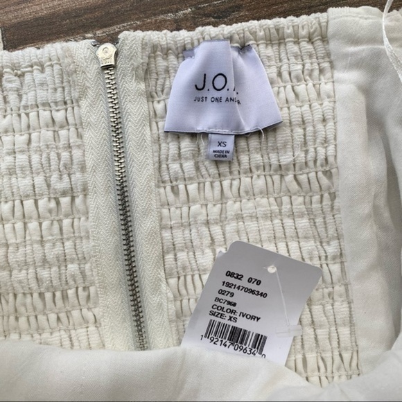 NWT J.O.A. Twist Front Ivory Mini Dress - Picture 5 of 7